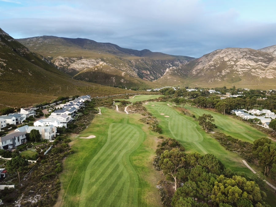 1 Bedroom Property for Sale in Sandbaai Western Cape